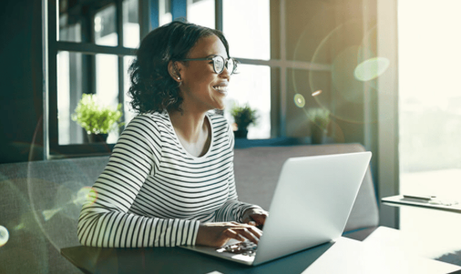 How Employers Can Keep Candidates Interested During Hiring